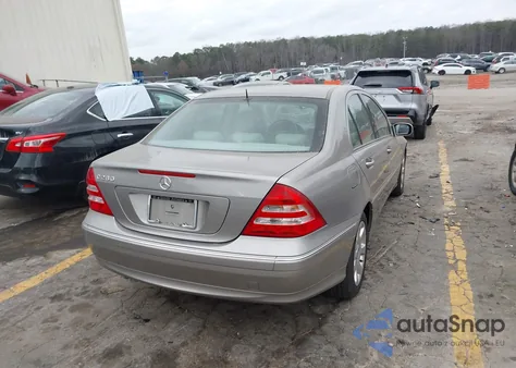 2006 Mercedes-Benz C 280 Luxury из США, поврежденный, VIN WDBRF54H36A856140